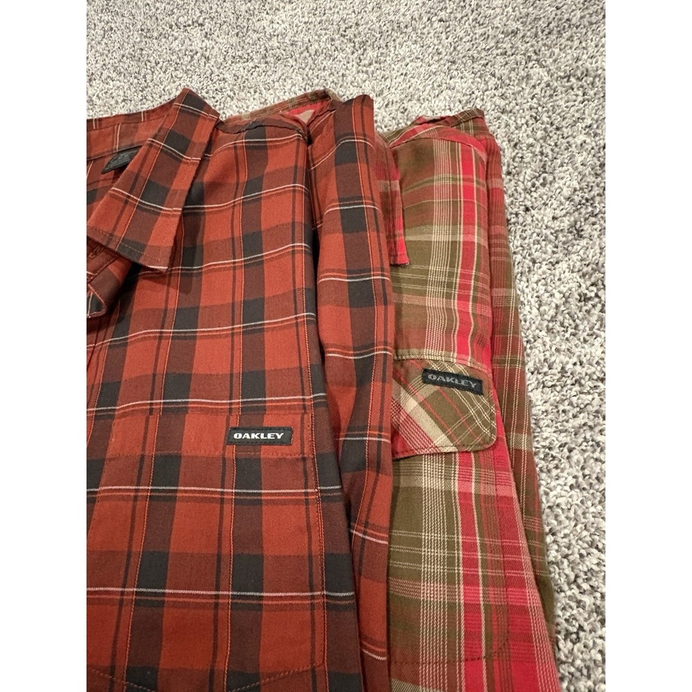 Oakley Shirt Mens Size‎ Medium Red Plaid Long Sleeve Button Up 2 Shirt Bundle